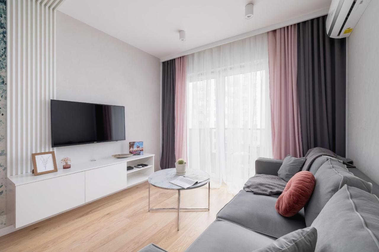 Vetulaniego Apartment With Air Conditioning & Parking By Renters Prestige Krasków Εξωτερικό φωτογραφία